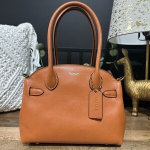 Coach Empire Carryall 21